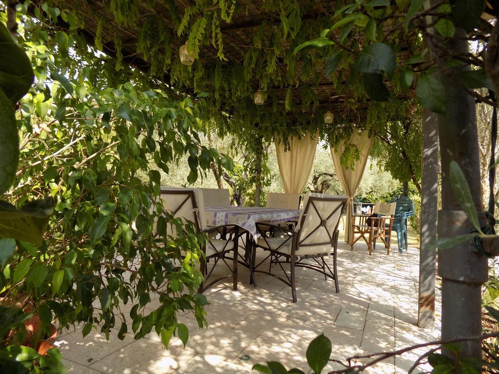 Due Archi Bed & Breakfast ซานตัมบรอโจ ดิ วัลโปลีเชลลา ภายนอก รูปภาพ